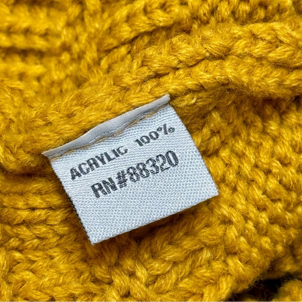 Women’s C.C. Scarf and Hat Bundle | #S19 - Picture 10 of 12